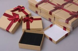 Упаковка для подарков: разнообразие видов и материалов